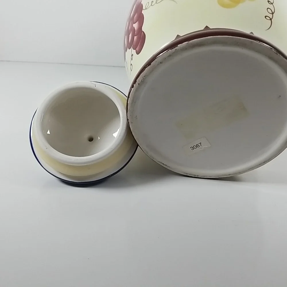 Vintage Nonnis Biscotti Hand Painted Ceramic Tuscany Cookie Jar Grape Theme 3067